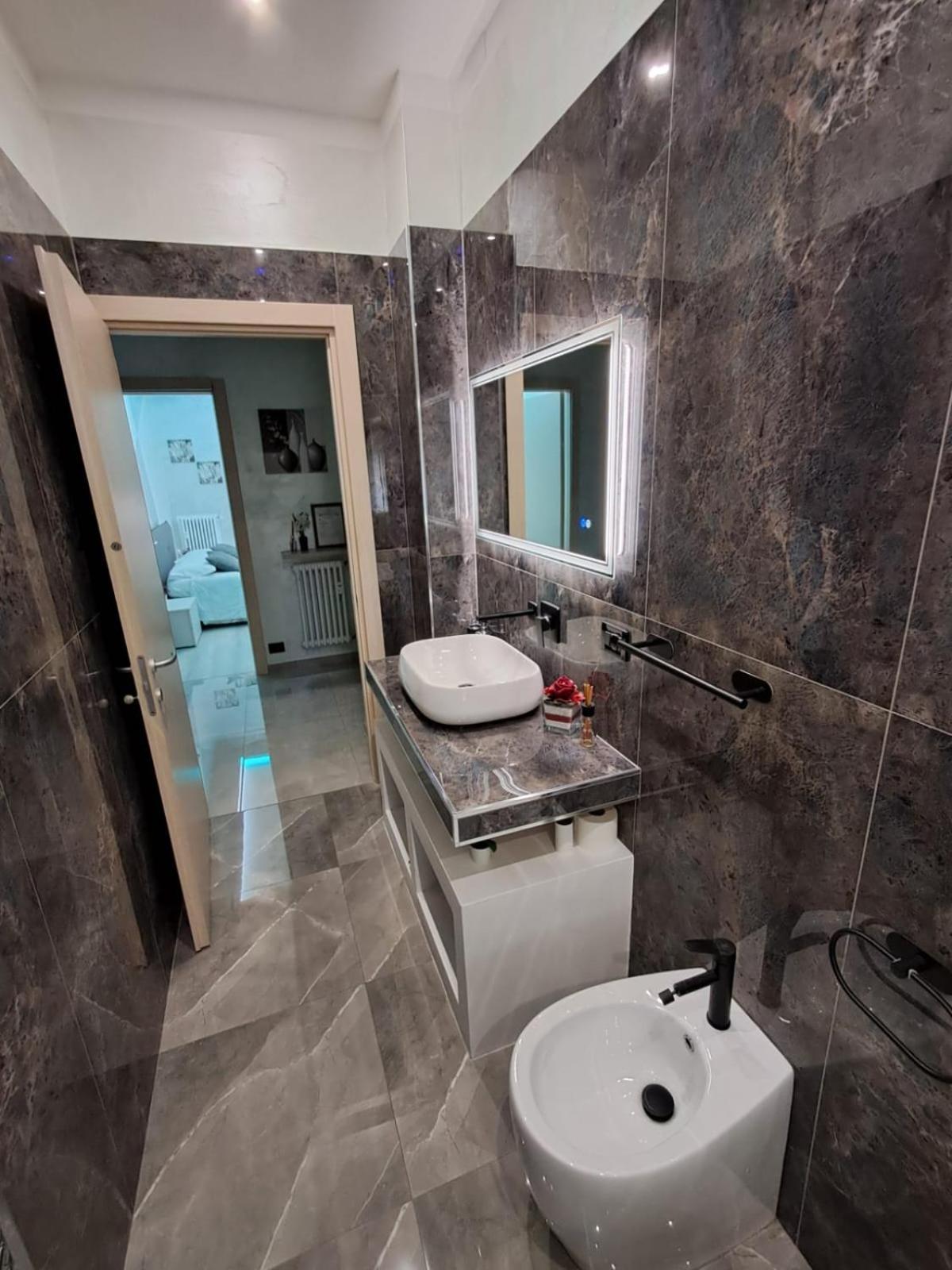 Apartment Moderno Ed Esclusivo